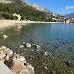 Adria Apartman *