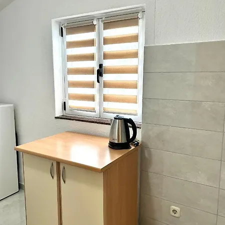 Adria * Podaca