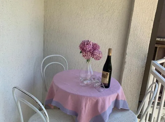 Adria Apartman *