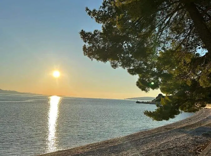 Adria Apartman *